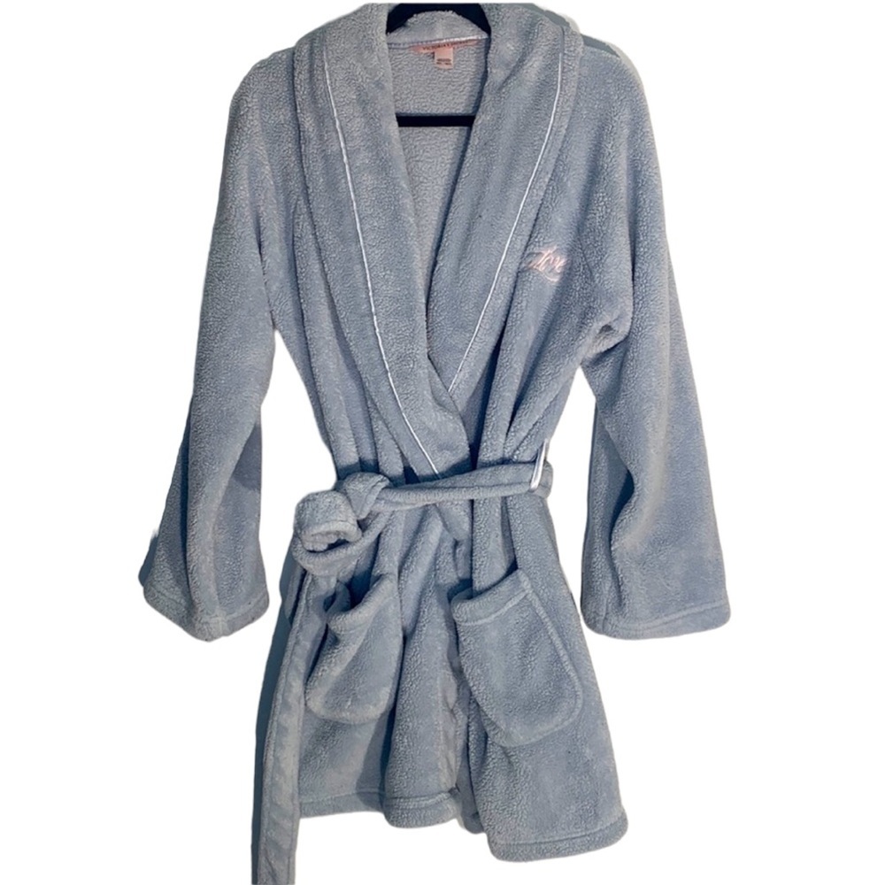 Victoria secret robes size medium L
